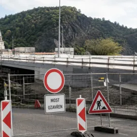 Rekonstrukce mostu nabírá zpoždění