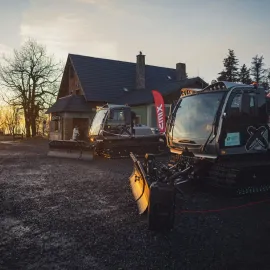 Dvacetiletá jde do důchodu, nahradí ji mladá a svalnatá posila